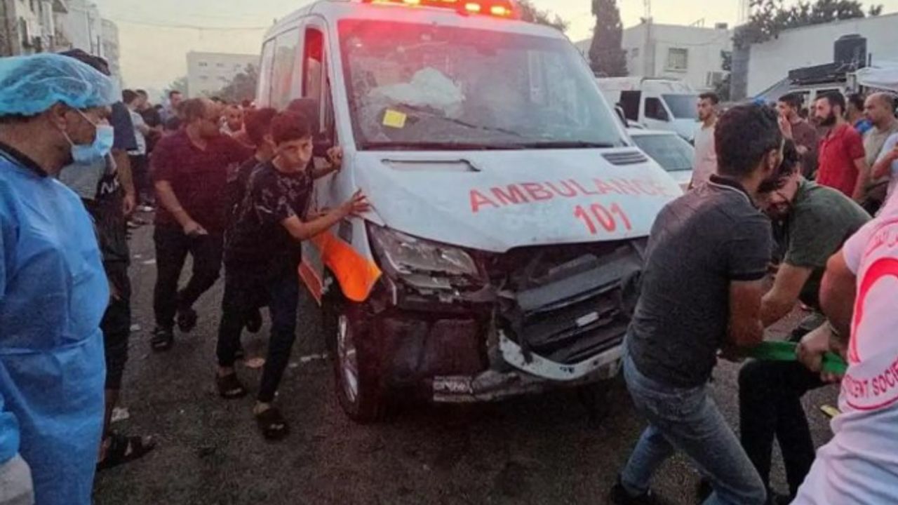 Filistin Kızılayı: Siyonist rejim ambulansları hedef alıyor