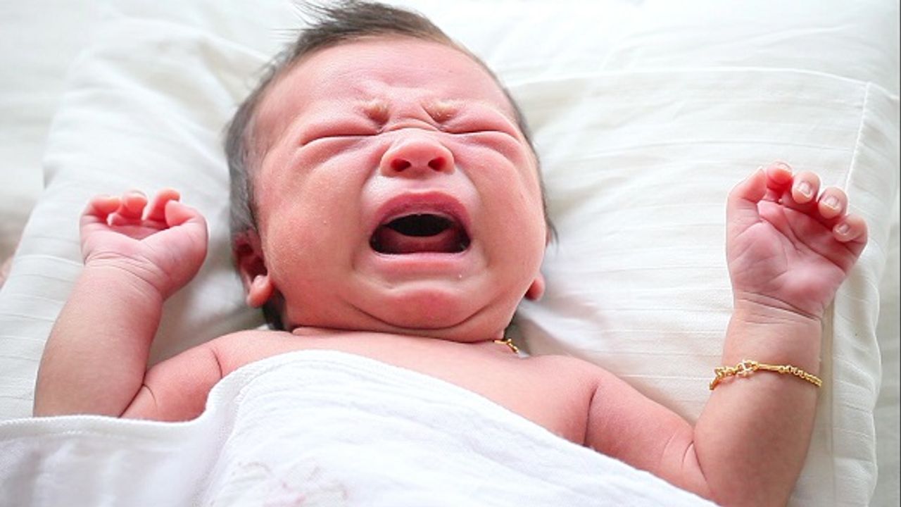 Bebekler ağlarken bize ne anlatmaya çalışıyor?