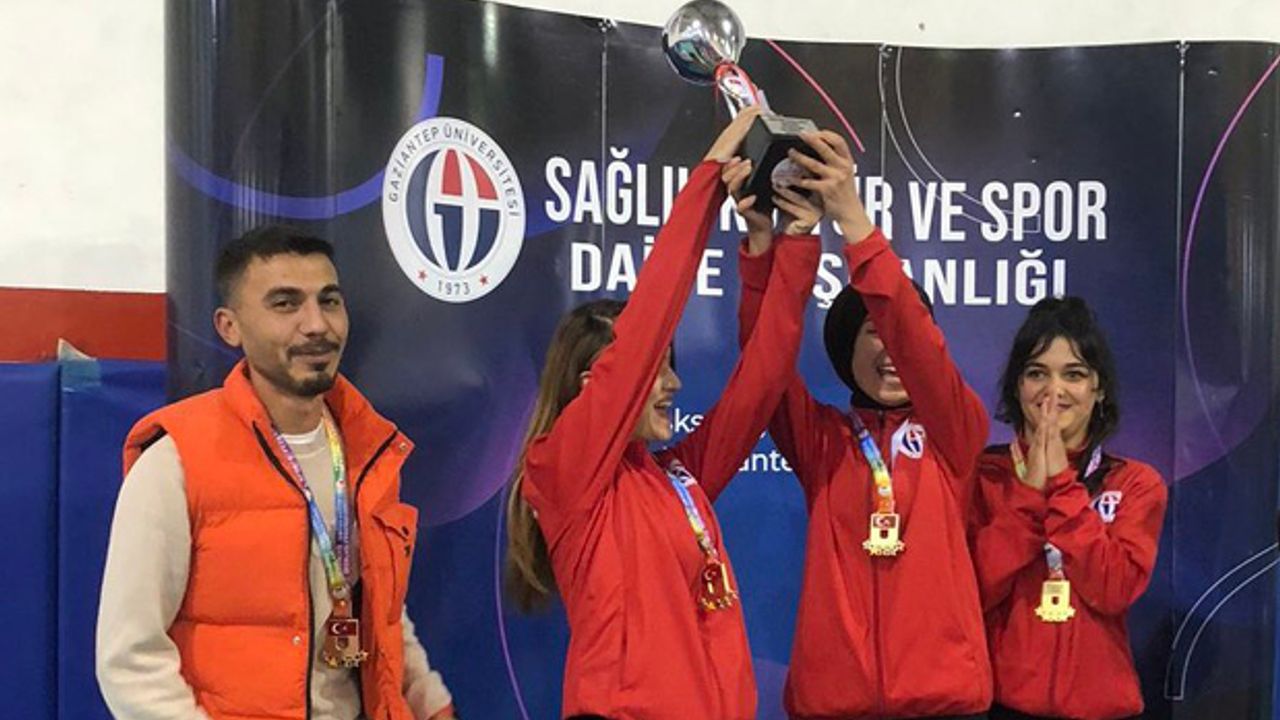 GAÜN kadın takımı Türkiye şampiyonu oldu