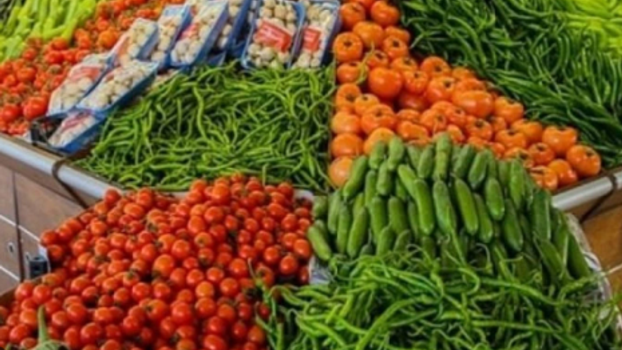 Gazianteplilerin dikkatine! Meyve ve sebzeler orada neredeyse yarı fiyatına!