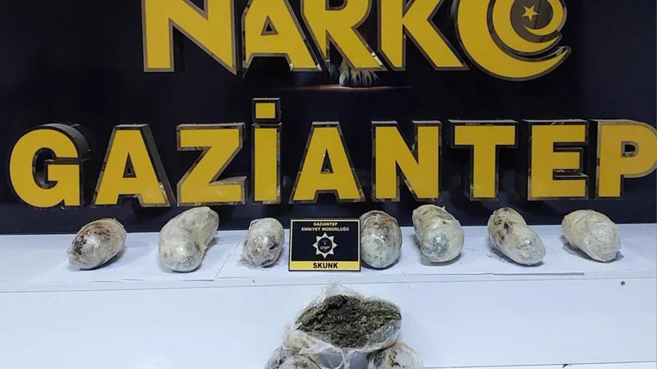 Gaziantep'te 3 kilo 300 gram skunk ele geçirildi