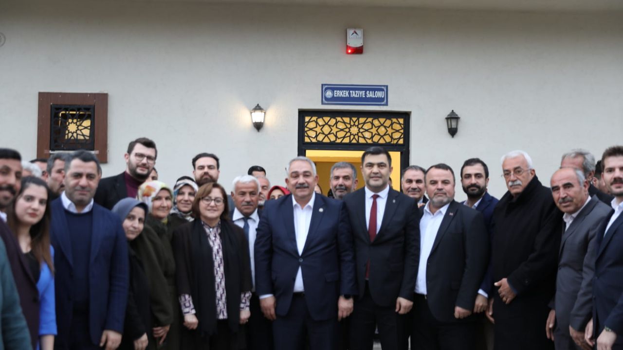 AK Parti Gaziantep’te Seçim Mesaisi Başladı: Hedef 10’da 10