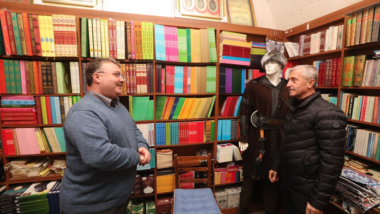 Tahmazoğlu'ndan esnaf ziyareti