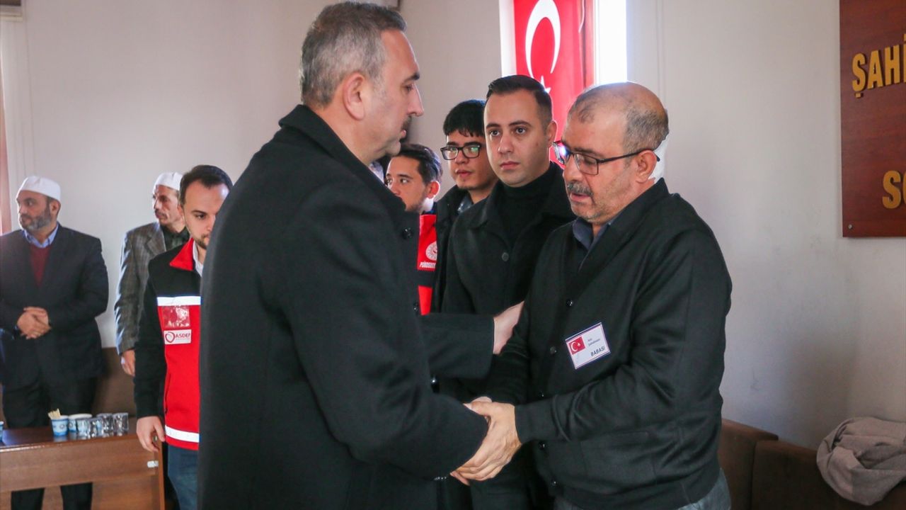 Cumhurbaşkanı Erdoğan, Şehit Hakan Gün'ün ailesine başsağlığı diledi
