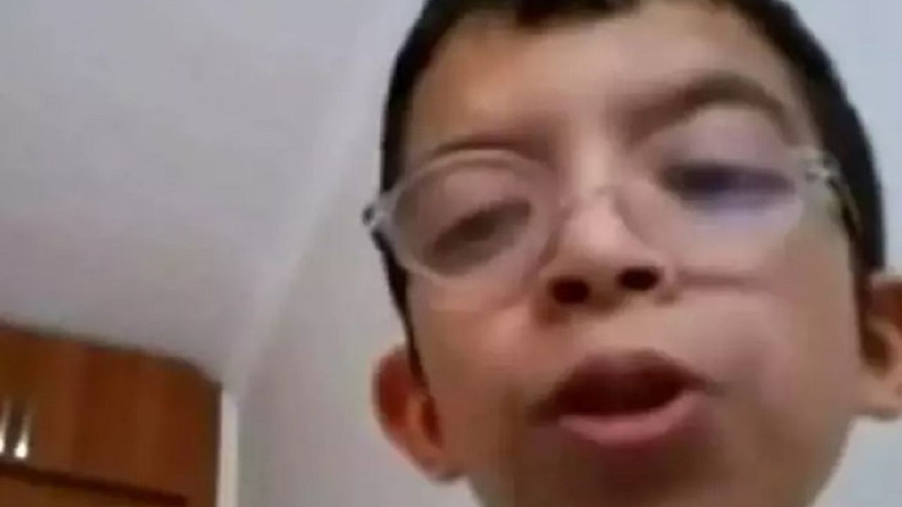 Tablet Reis’i gören bir daha baktı!