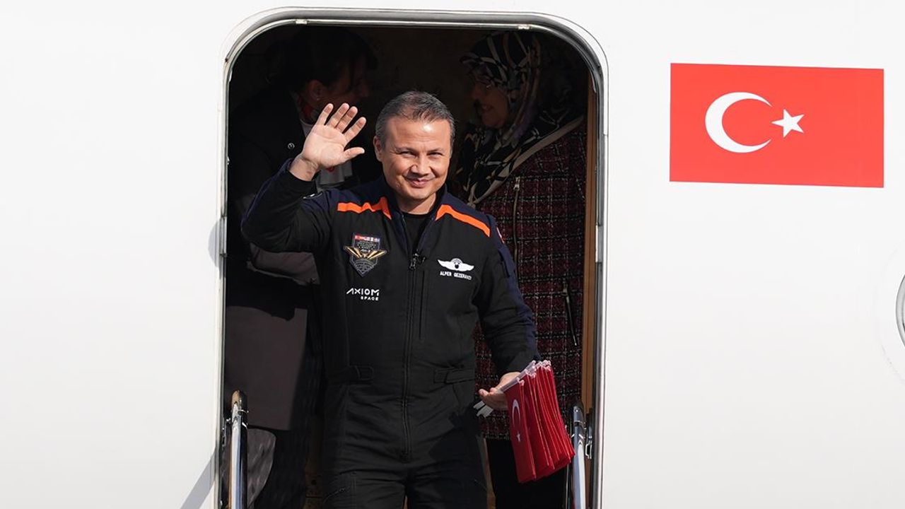 İlk Türk Astronot Vatan Topraklarına Döndü!