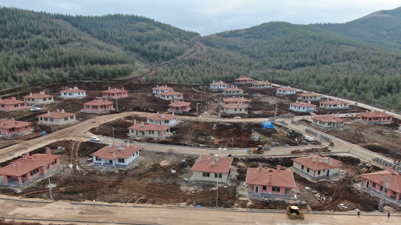 Depremzedeler İçin Hazırlanan Evler Teslime Hazır!