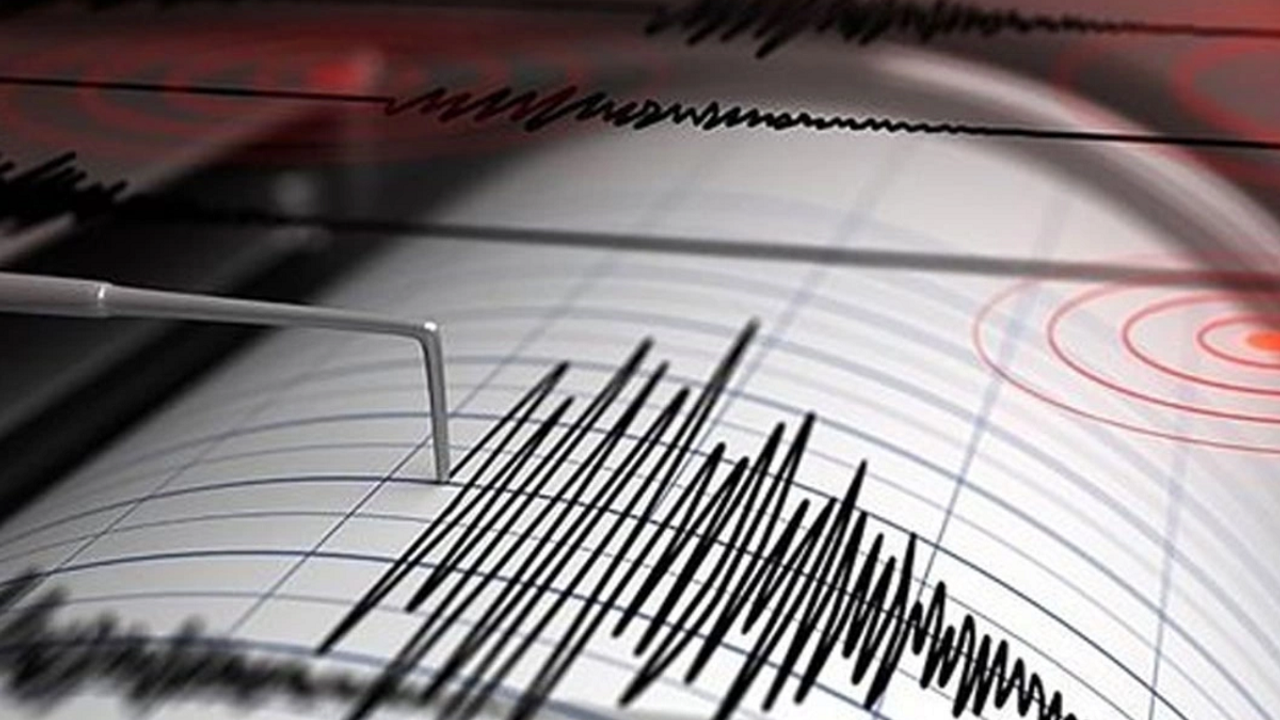 Ege Denizi Kuşadası Körfezi'nde Deprem! 12 Şubat 2024 son depremler listesi