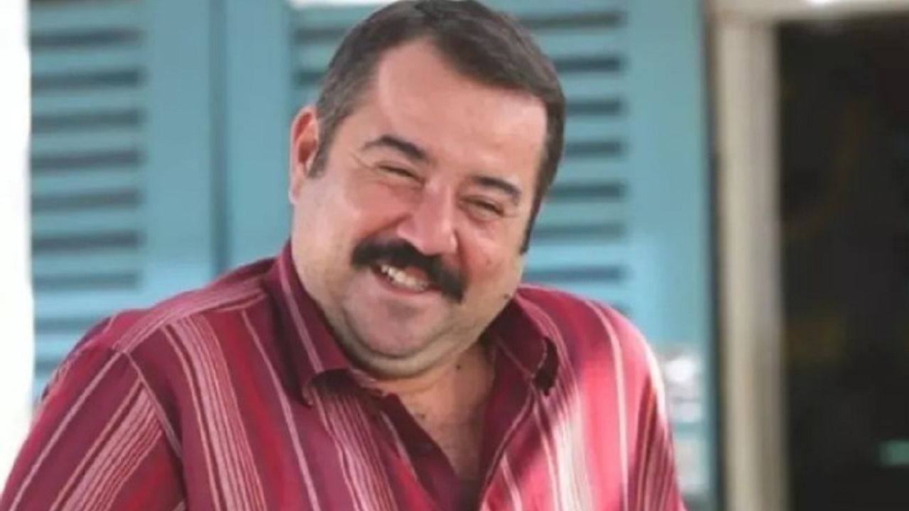 Ata Demirer Yeni İmajıyla Olay Oldu