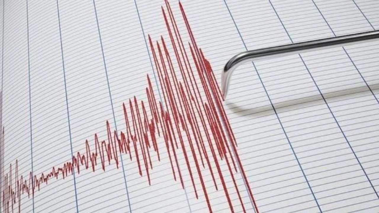Korkutan Deprem! Beşik Gibi Salladı