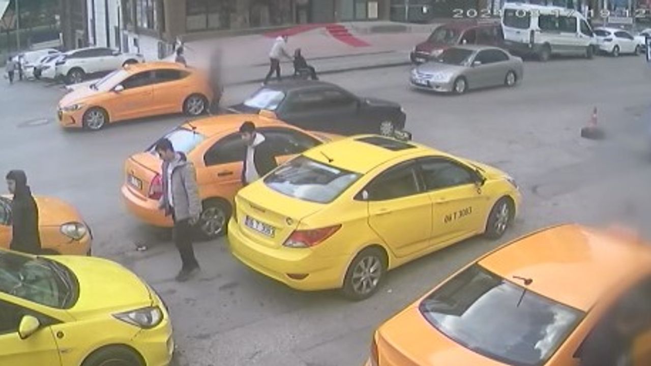 Aynı Gün 5 Farklı Olayda, 6 Kişiyi Yaralayan 16 Yaşındaki Şüpheli Yakalandı