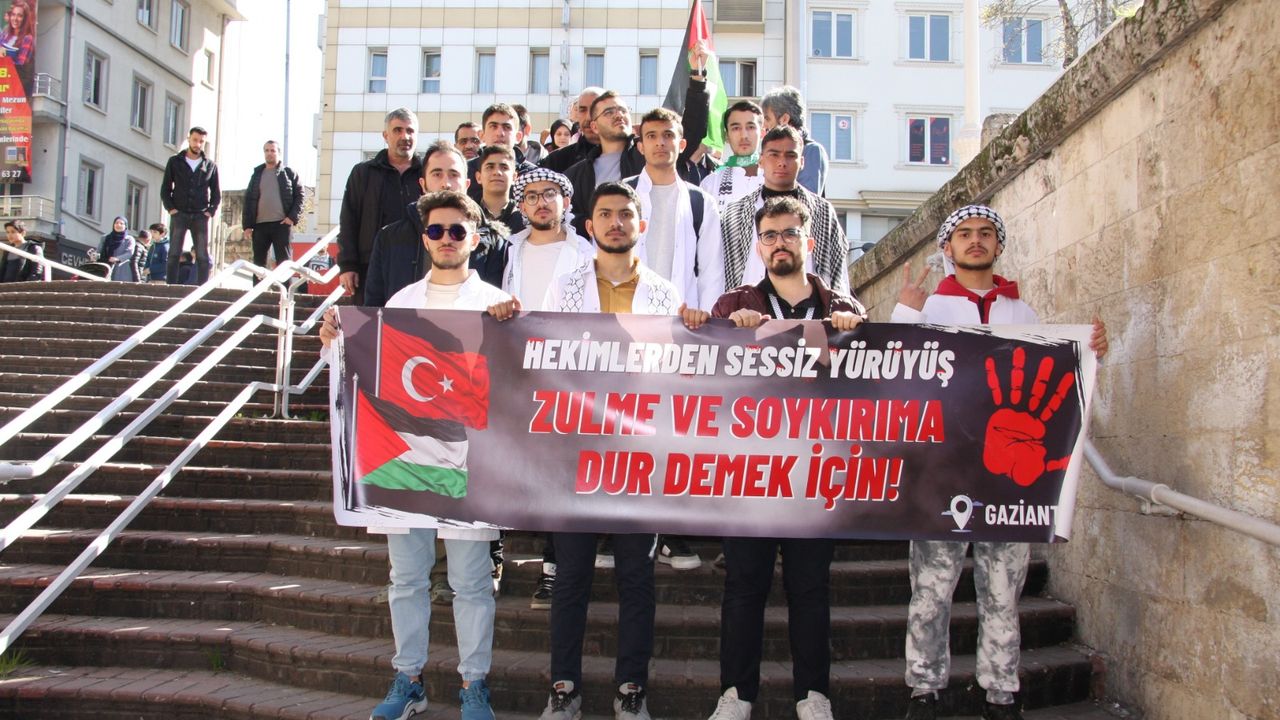 Gaziantep’te Sağlık Çalışanlarından İsrail Saldırılarına Tepki Devam Ediyor!