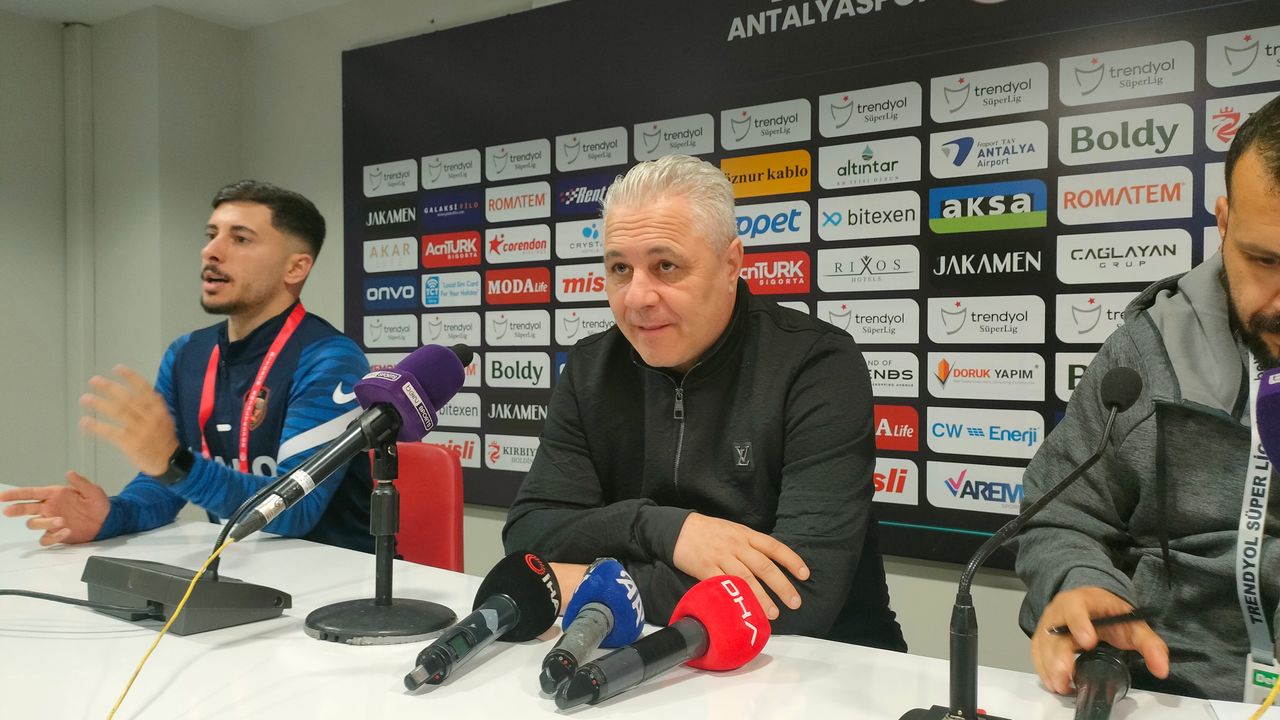 Gaziantep FK Teknik Direktörü’nden Açıklama! “Doğum Günümde Bile”