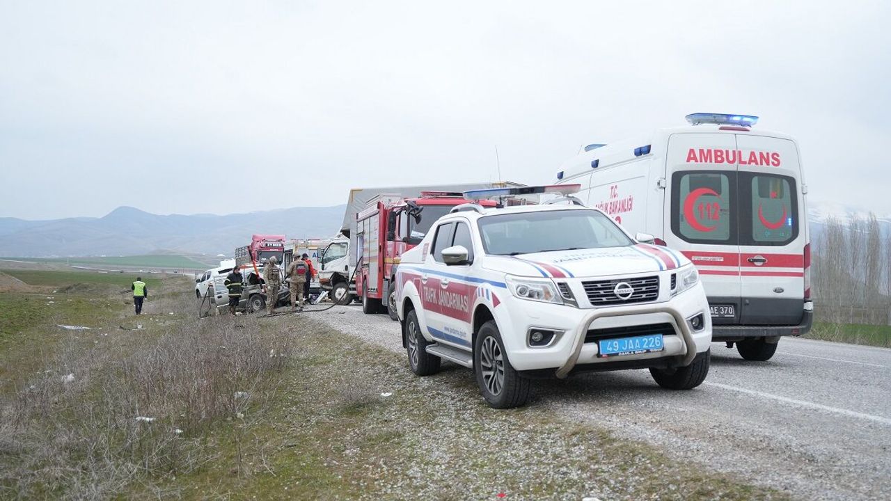 Kafa Kafaya Çarpıştılar! Resmen Facia