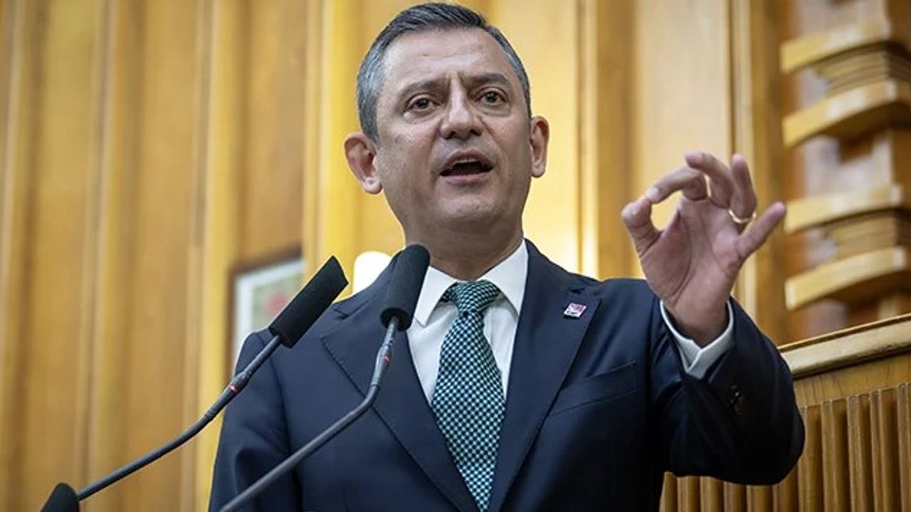 CHP’de Yeni Dönem: Özgür Özel’den Beklenmedik Hamleler!
