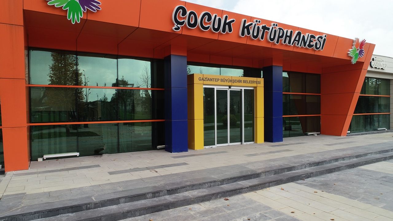 Gaziantep Büyükşehir Belediyesi Kitap Sever Çocuklar Yetiştiriyor!