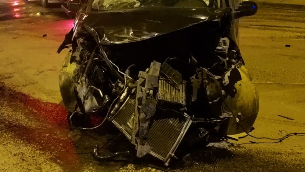 Hasta Almaya Giden Ambulans Kaza Yaptı: 5 Yaralı!