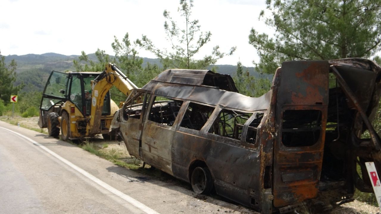 Adana’da Navigasyon Faciası! 4 Ölü 17 Yaralı