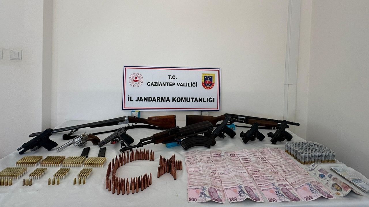 Gaziantep’te “MERCEK” Operasyonu: Kaçak Silah Ele Geçirildi!