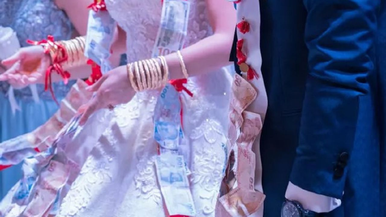 Evlendiğiniz gün evliliğinizi etkiliyor! İşte günler ve anlamları