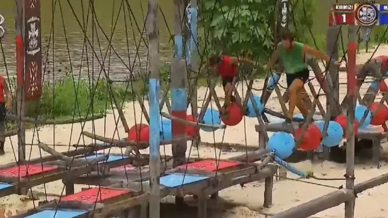 Survivor ödül oyununu hangi takım kazandı?