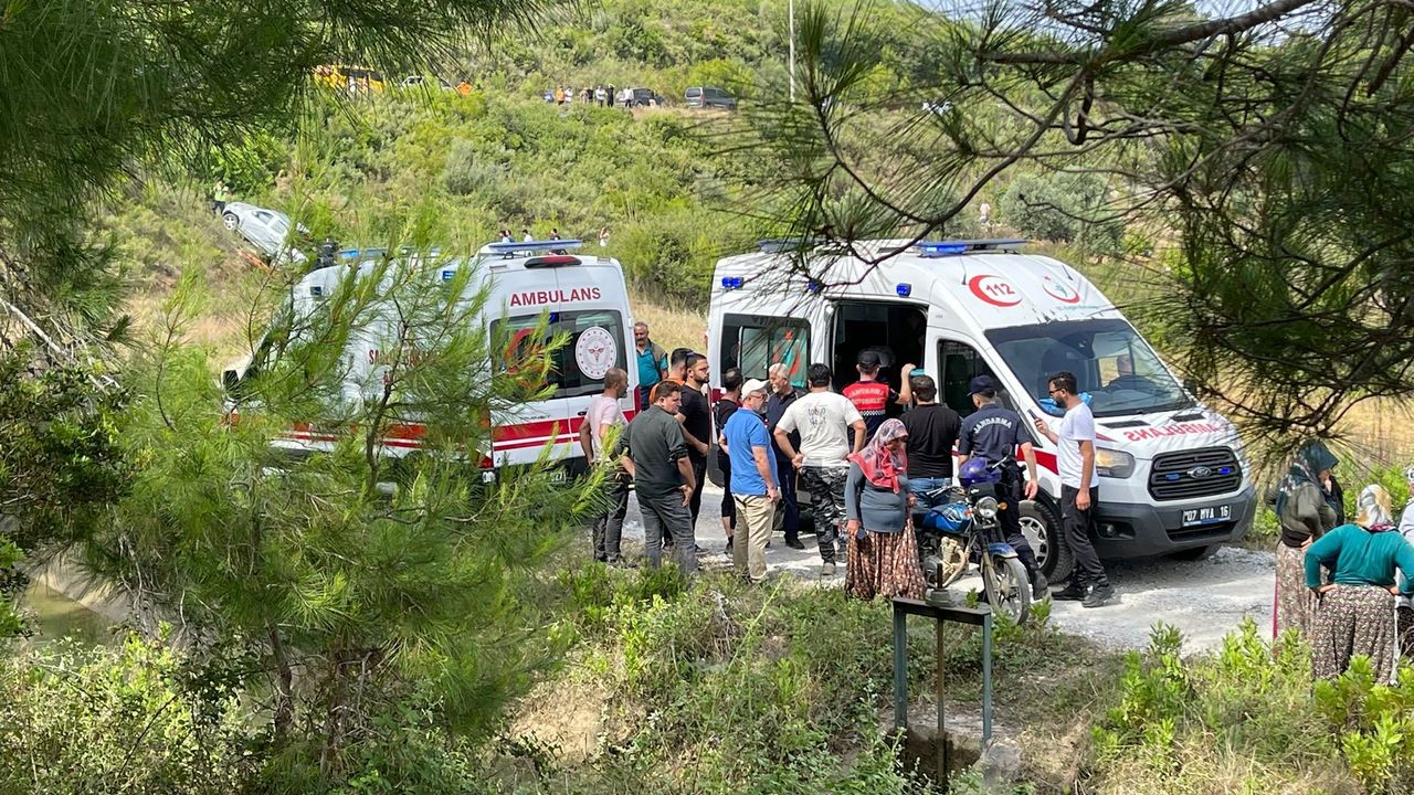Bahçe işinden dönen aile dağıldı! 1 ölü, 1’i çocuk 3 yaralı