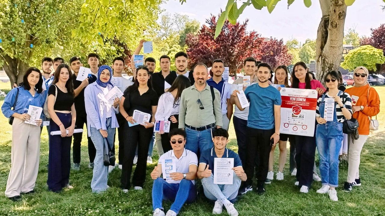 GAÜN Öğrencileri Tüketici Hakları İçin Sahaya İndi!