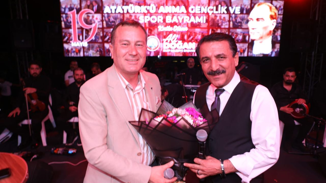 Nizip’teki ‘Gençlik Konseri’ Yoğun İlgi Gördü!