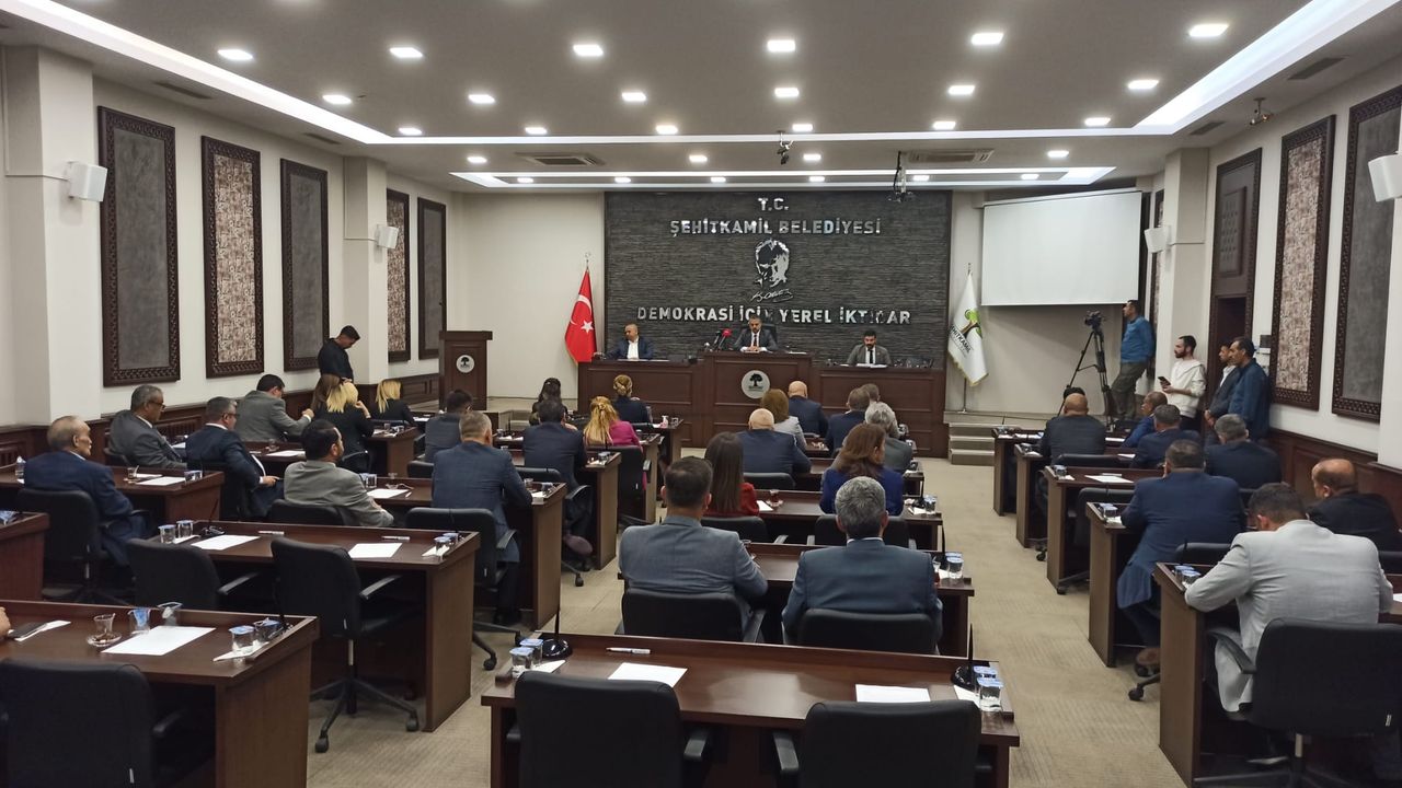 Şehitkâmil Meclisinde Mera Krizi!