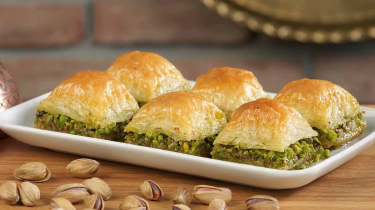 Gaziantep’te baklava yemek lüks oldu! Fiyatları gören kaçıyor