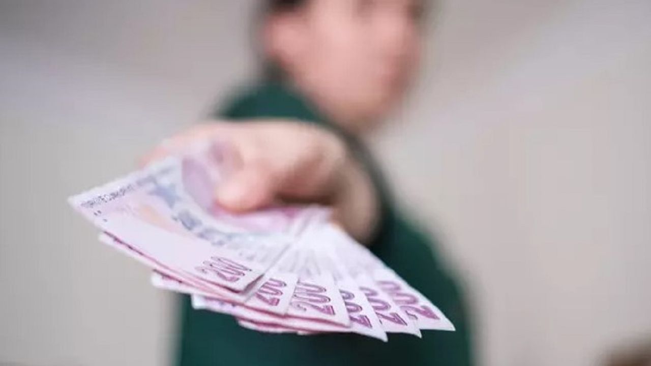 Emekliye zamda sürpriz! En düşük emekli maaşı ne kadar olacak?