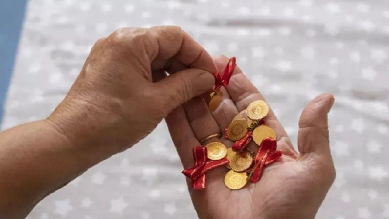 Kuyumculardan gram altın fiyatı tahmini! 'Altın almalı mı, satmalı mı?'