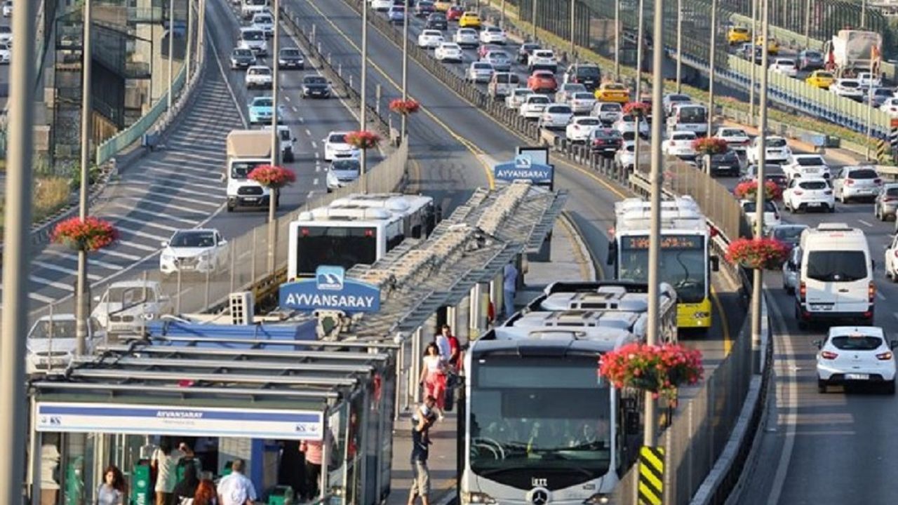 Toplu taşıma ücretlerine zam! Öğrencilere kötü haber