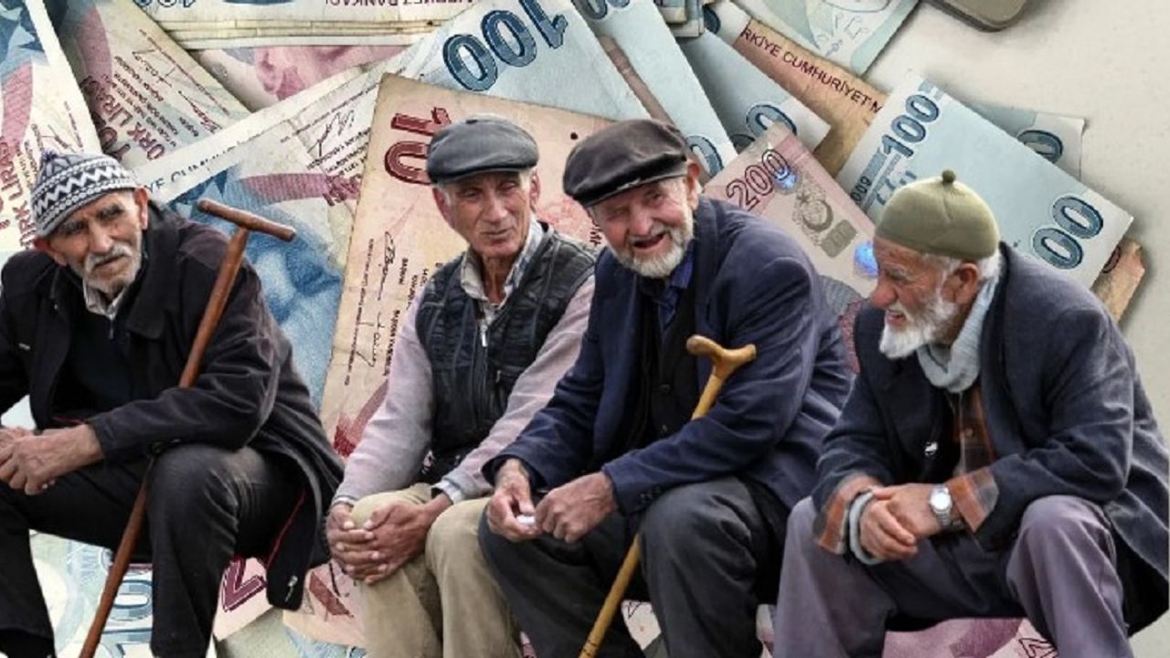 Emekliler İçin Bayram İkramiyesi Kalkacak Mı?