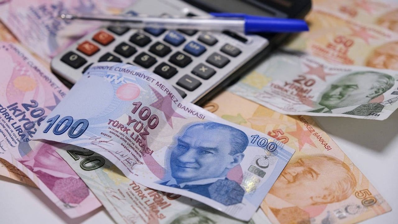 Yeni yıl asgari ücret 2025 zammı tahmini hesaplama