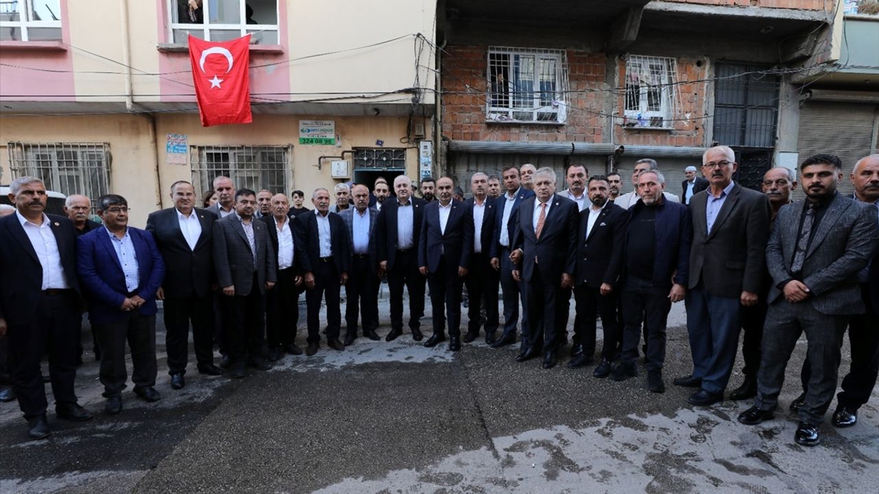 MHP Gaziantep İl Başkanlığı "Hayırlı Günler Komşum" programını başlattı
