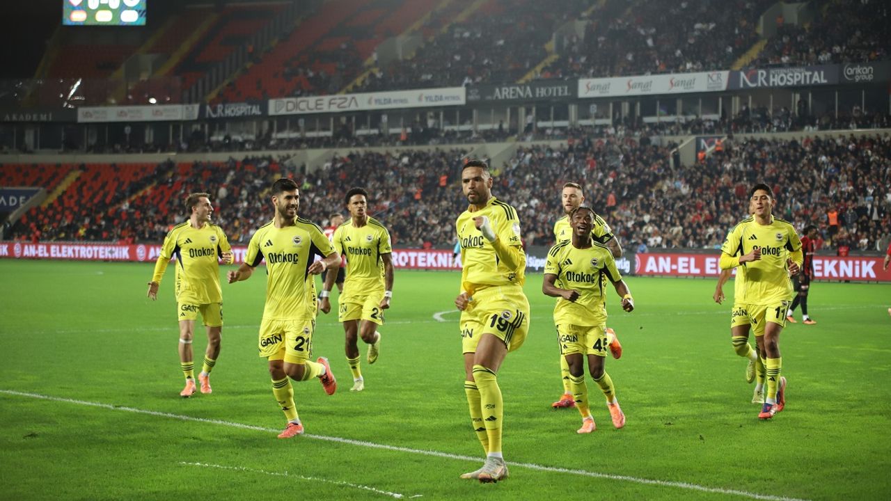 Fenerbahçe, Gaziantep FK'yı üst üste 10. kez mağlup etti