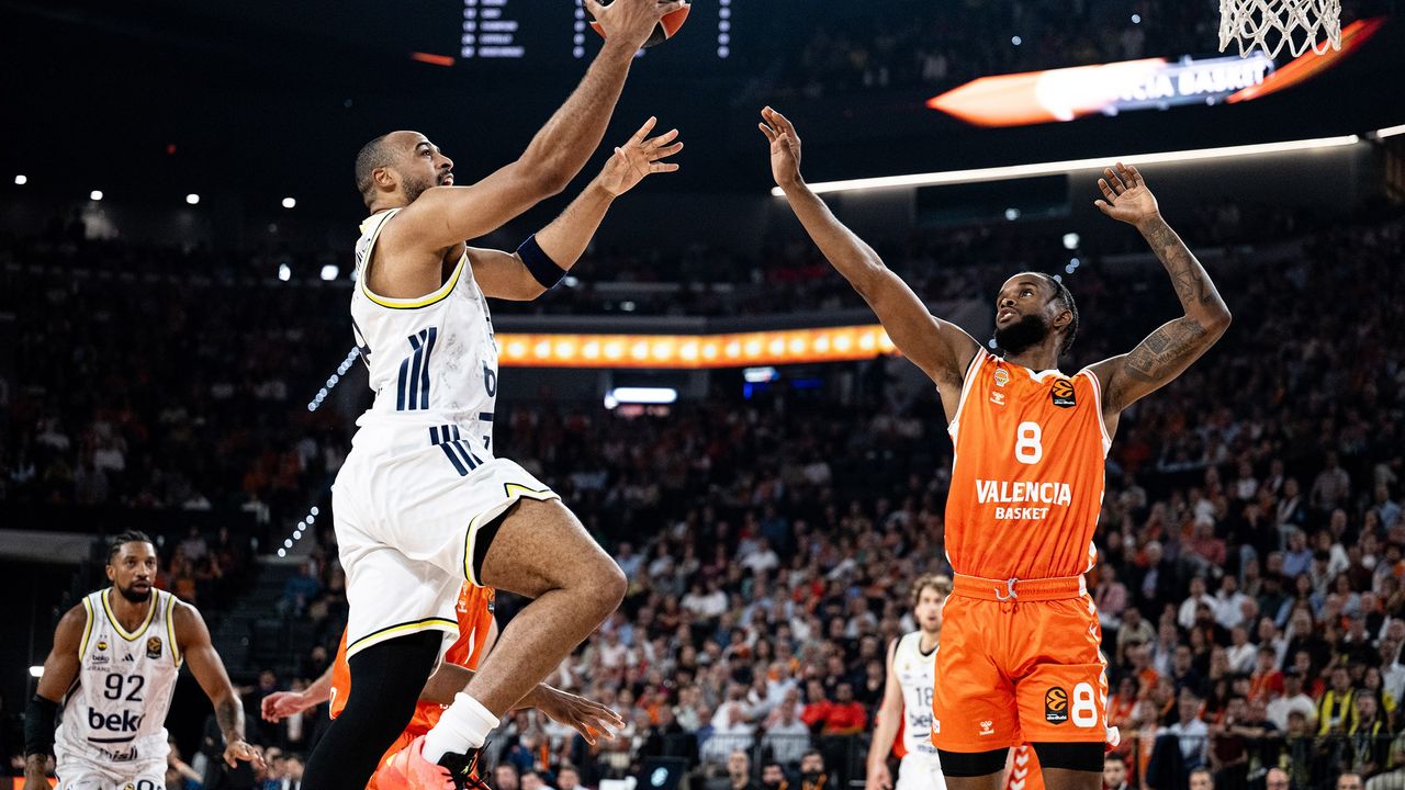 Valencia Basket: 94 - Fenerbahçe: 79 (Maç Özeti)