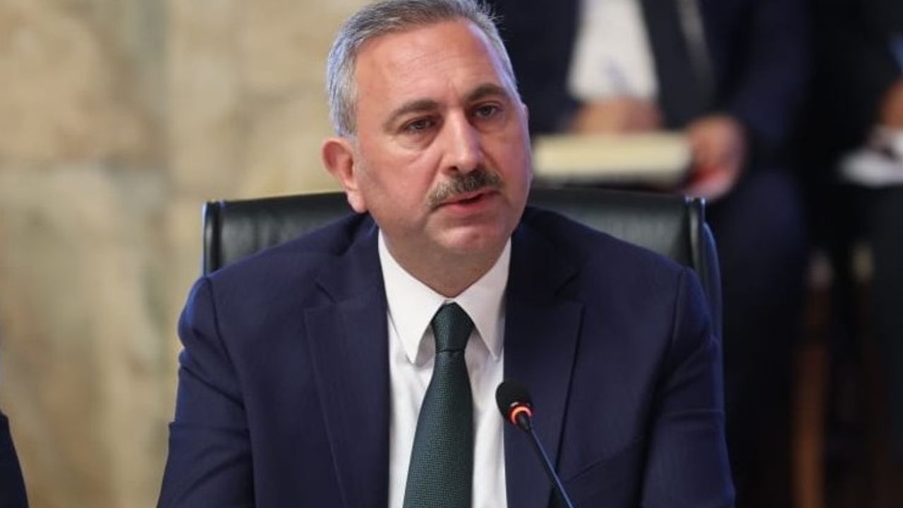 Abdulhamit Gül’den PKK’nın Türkiye’den çekilmesine dair açıklama