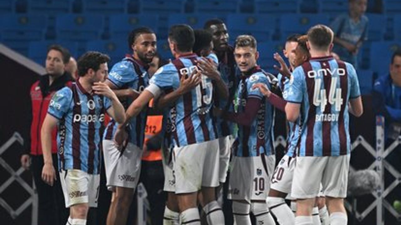 Trabzonspor seriye bağladı! Eyüpspor’u 2-0 yendi