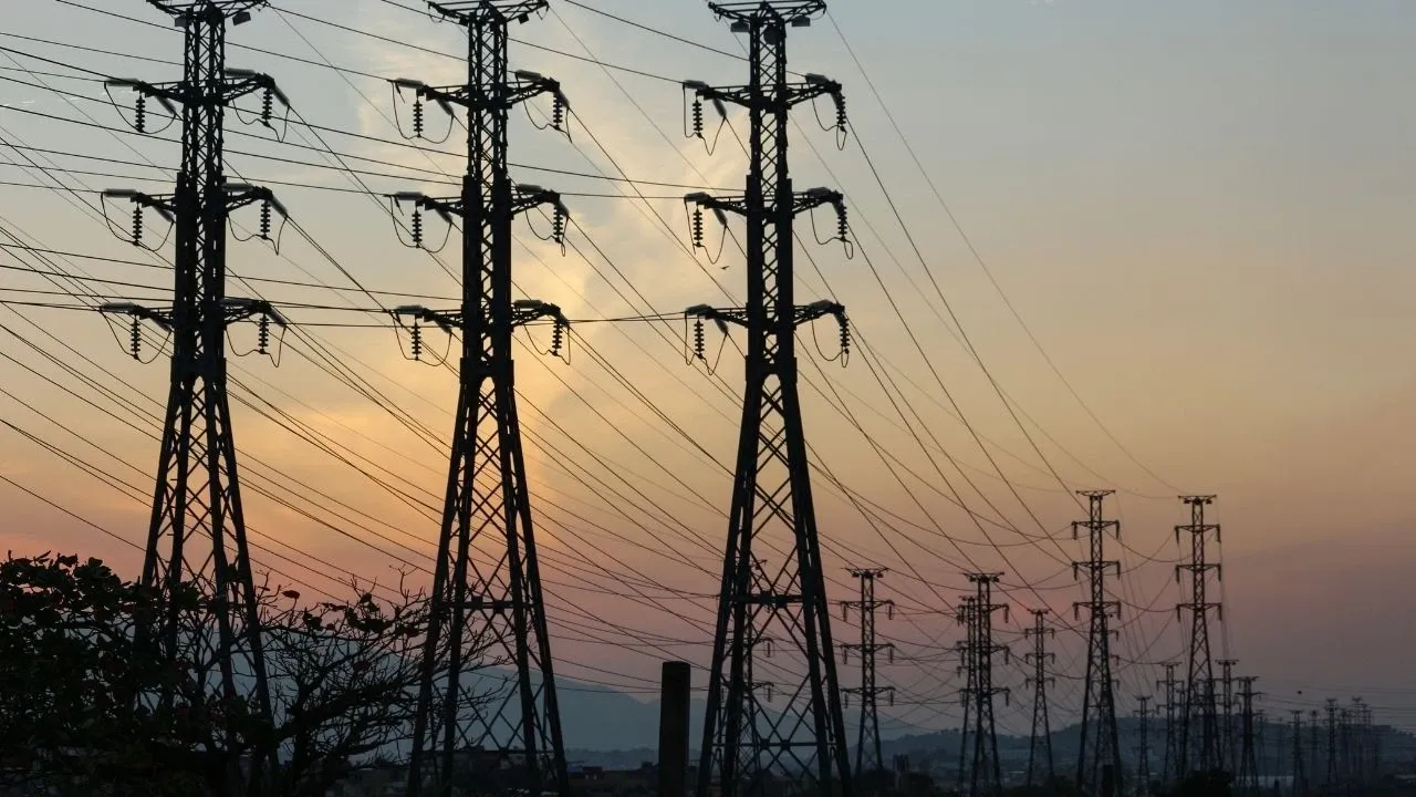 İstanbul Elektrik Kesintisi 4 Ocak 2026: Hangi İlçelerde, Saat Kaçta, Neden Kesinti Yaşanacak?