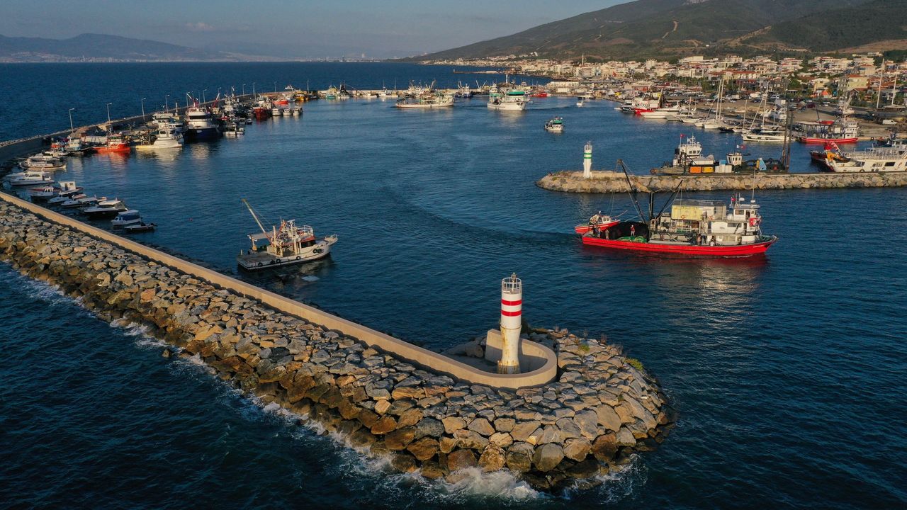 Balıkçı gemilerindeki takip cihazları yenileniyor!