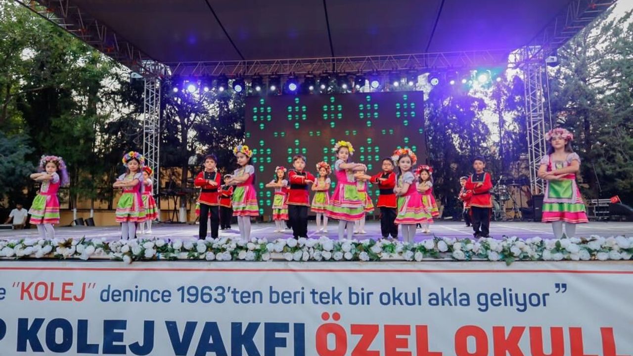 Gaziantepli minik dansçılardan dünya turu! Farklı ülkelerin 