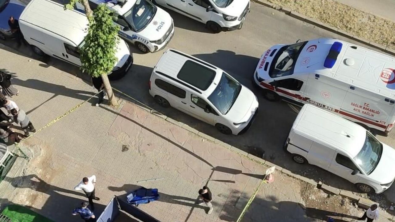 70 Yaşındaki adam 5. kattan atlayarak intihar etti
