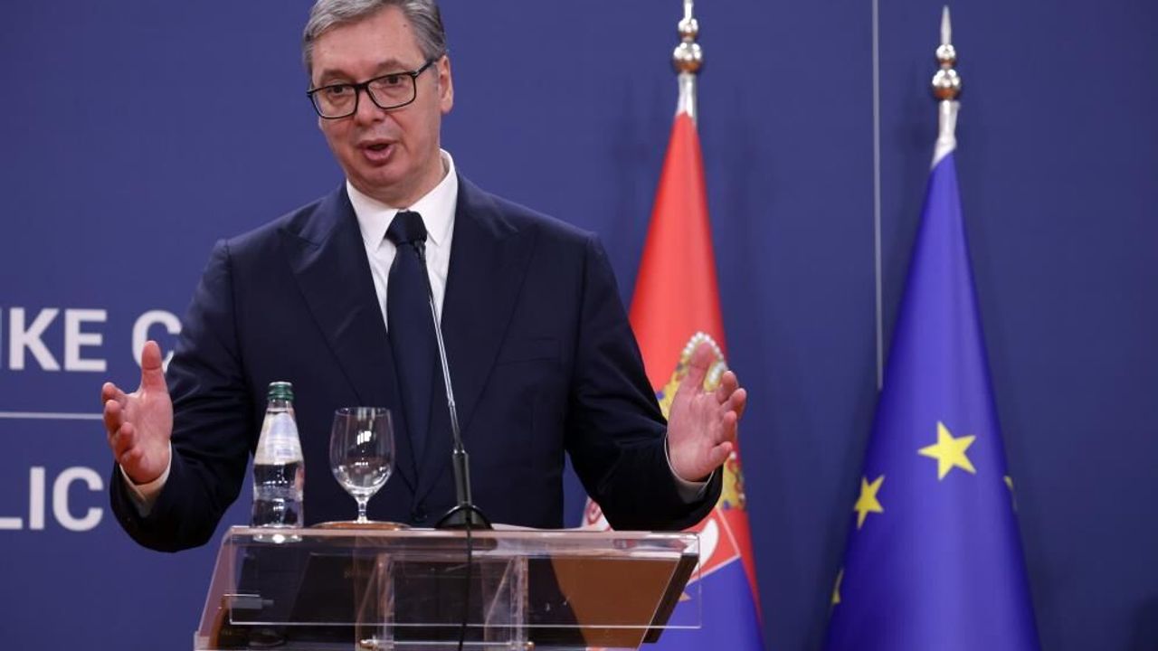 Cumhurbaşkanı Vucic’ten seçim ve istifa açıklaması