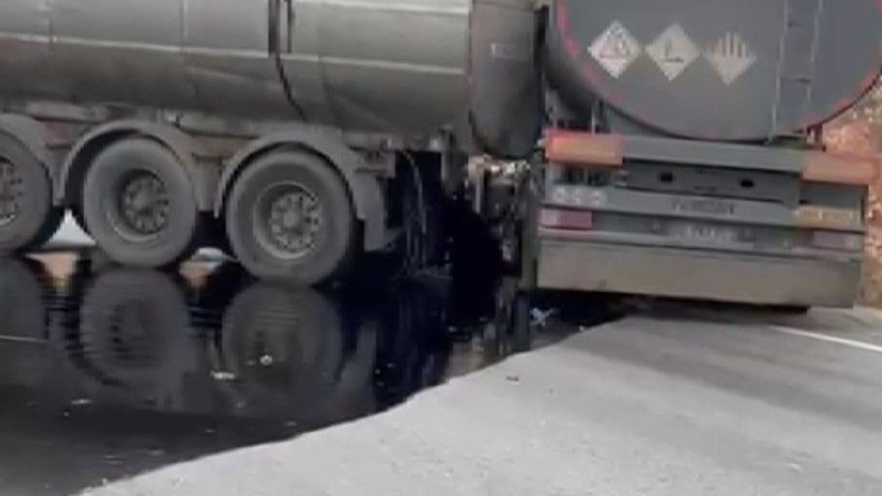 Gaziantep'te 2 tanker çarpıştı: Sürücüler yaralandı