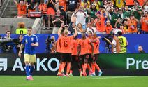 Hollanda liderlik koltuğuna oturdu! İsveç'i 5-1 mağlup etti