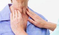 Lenf bezleri neden şişer? Boyunda ve koltuk  altında lenf bezi şişmesi