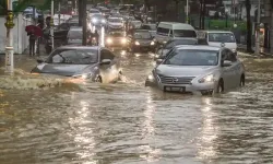 Meteorolojiden yer yer "çok kuvvetli" yağış uyarısı!