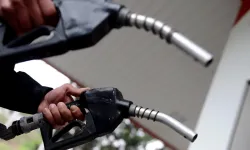 Araç sahiplerini sevindirecek haber! Benzine indirim geldi…